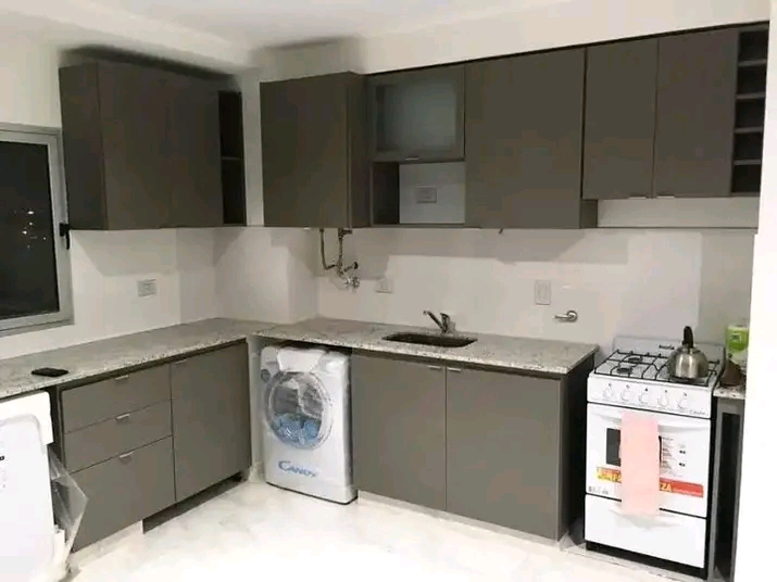 Cocina americana integrada con logia en Puente Alto